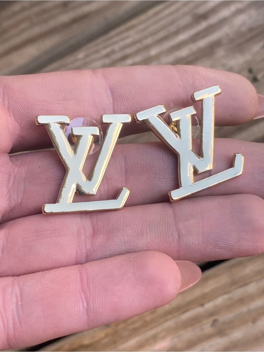 ✨Beautiful Gold Monogram Stud Earrings